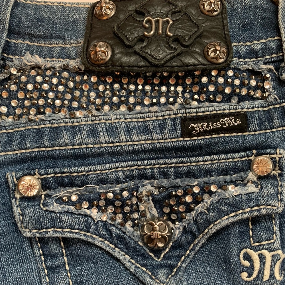 ❤️MISS ME Embellished Denim Cut Offs/Shorts Size 27 Distressed